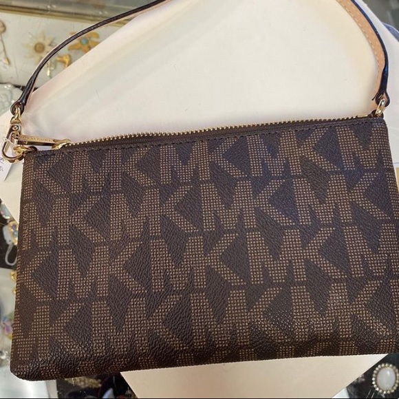 Michael Kors Wristlet//Shoulder Bag Small - Picture 4 of 4